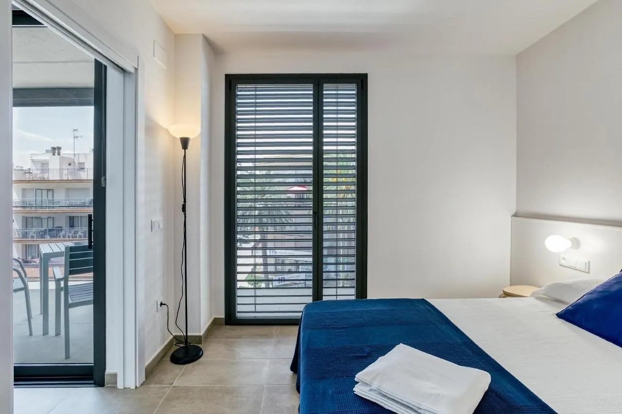 Pelosa Apartment Roses 0*,